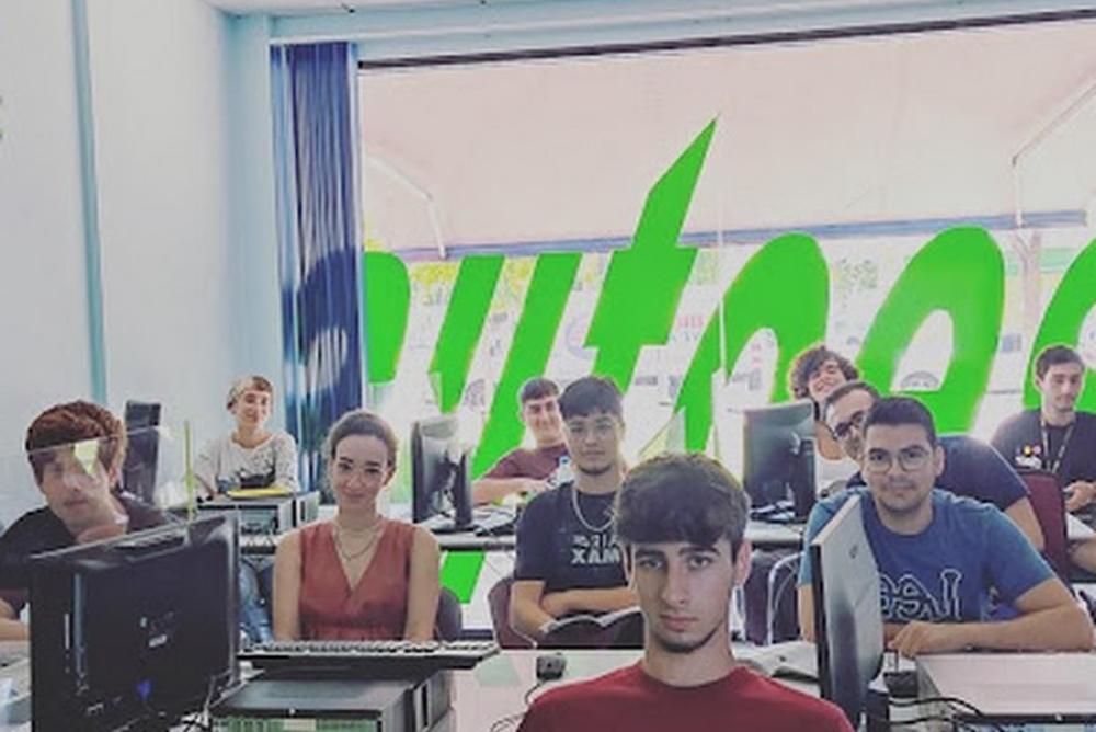 Autoescuela La Flota