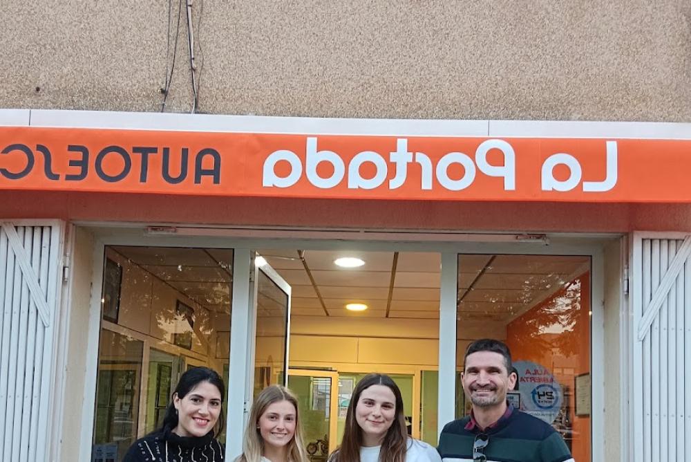Autoescuela La Portada