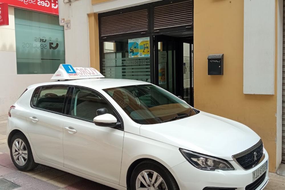 Autoescuela Ylorci